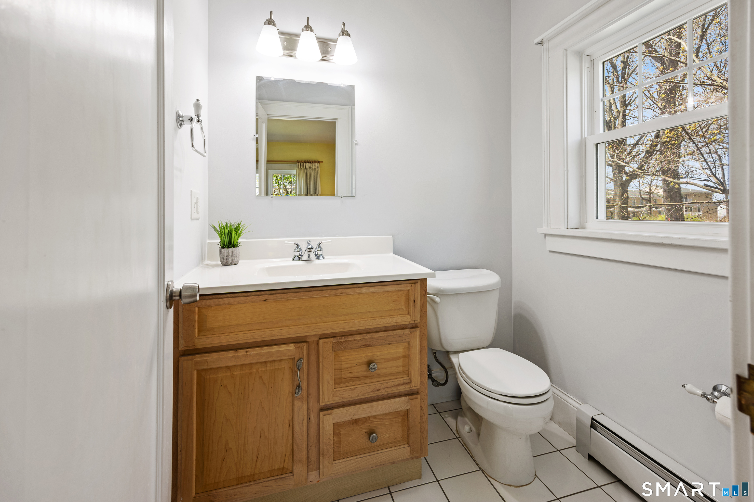 34 Clintonville Road North Haven CT 06473