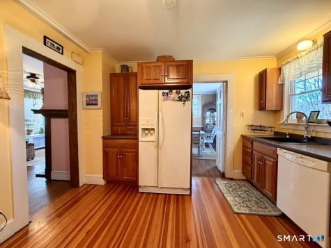 80 Cliff Street Naugatuck CT 06770