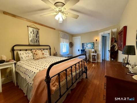 80 Cliff Street Naugatuck CT 06770