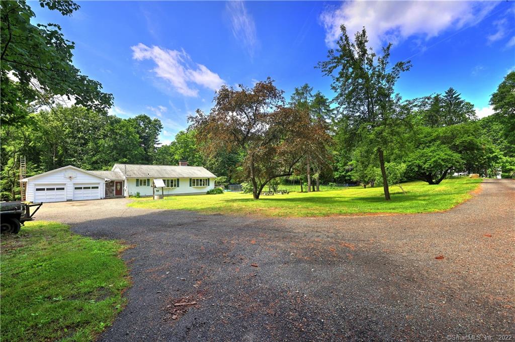 37 Acorn Hill Road Woodbridge CT 06525