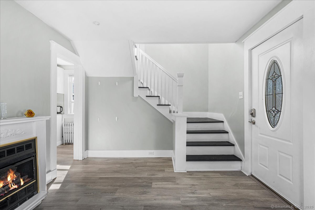55 Raymond Street New London CT 06320