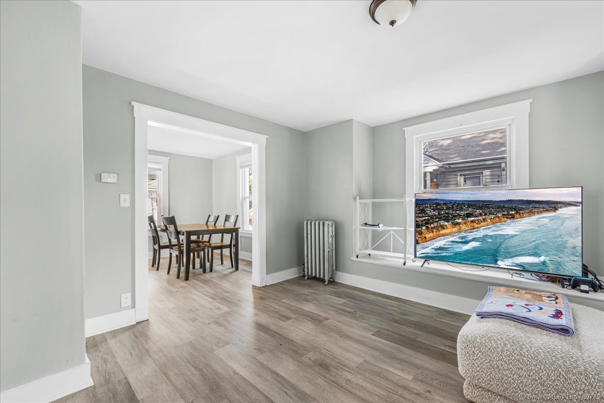 55 Raymond Street New London CT 06320