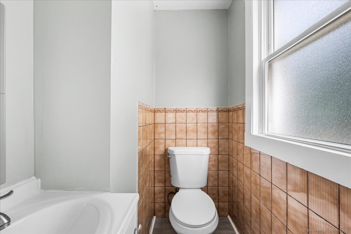 55 Raymond Street New London CT 06320