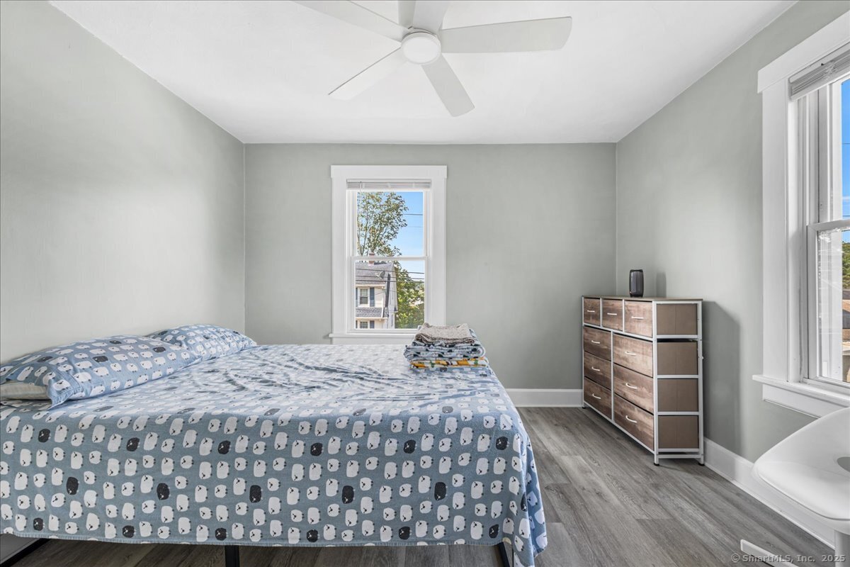55 Raymond Street New London CT 06320