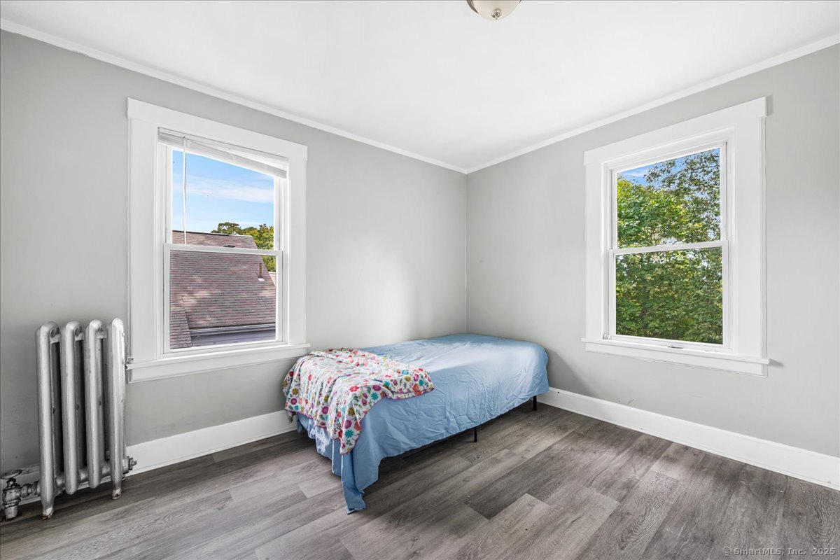 55 Raymond Street New London CT 06320