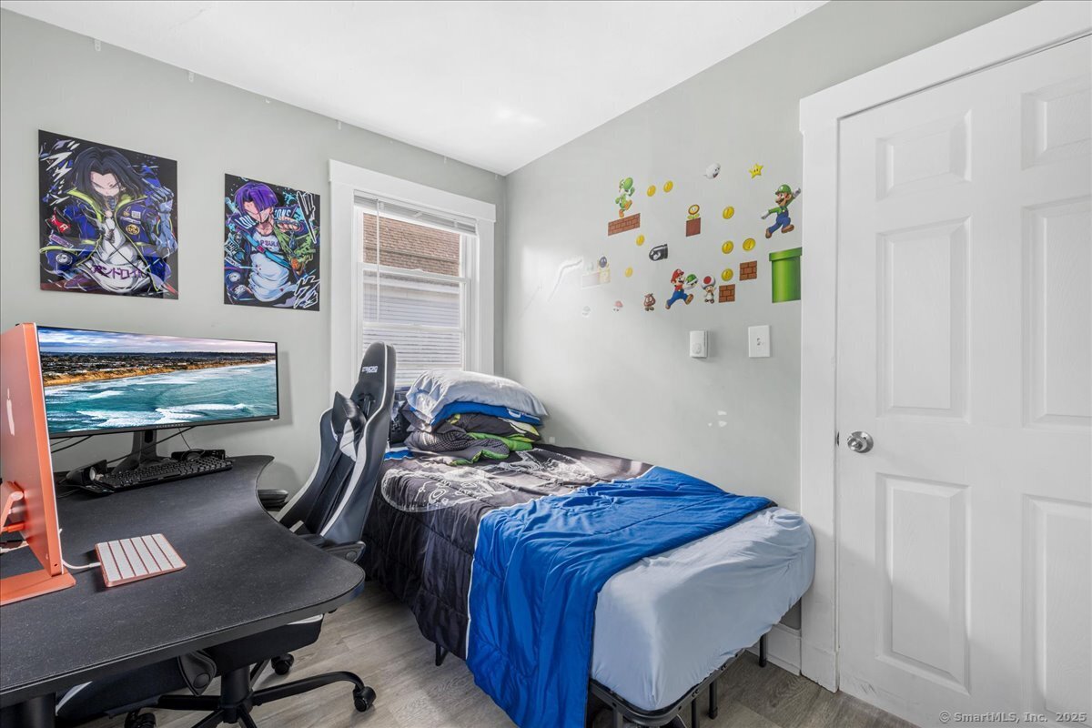 55 Raymond Street New London CT 06320