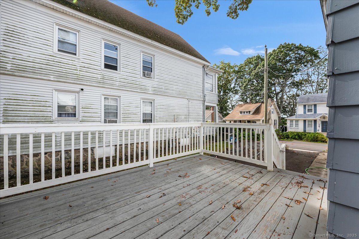 55 Raymond Street New London CT 06320