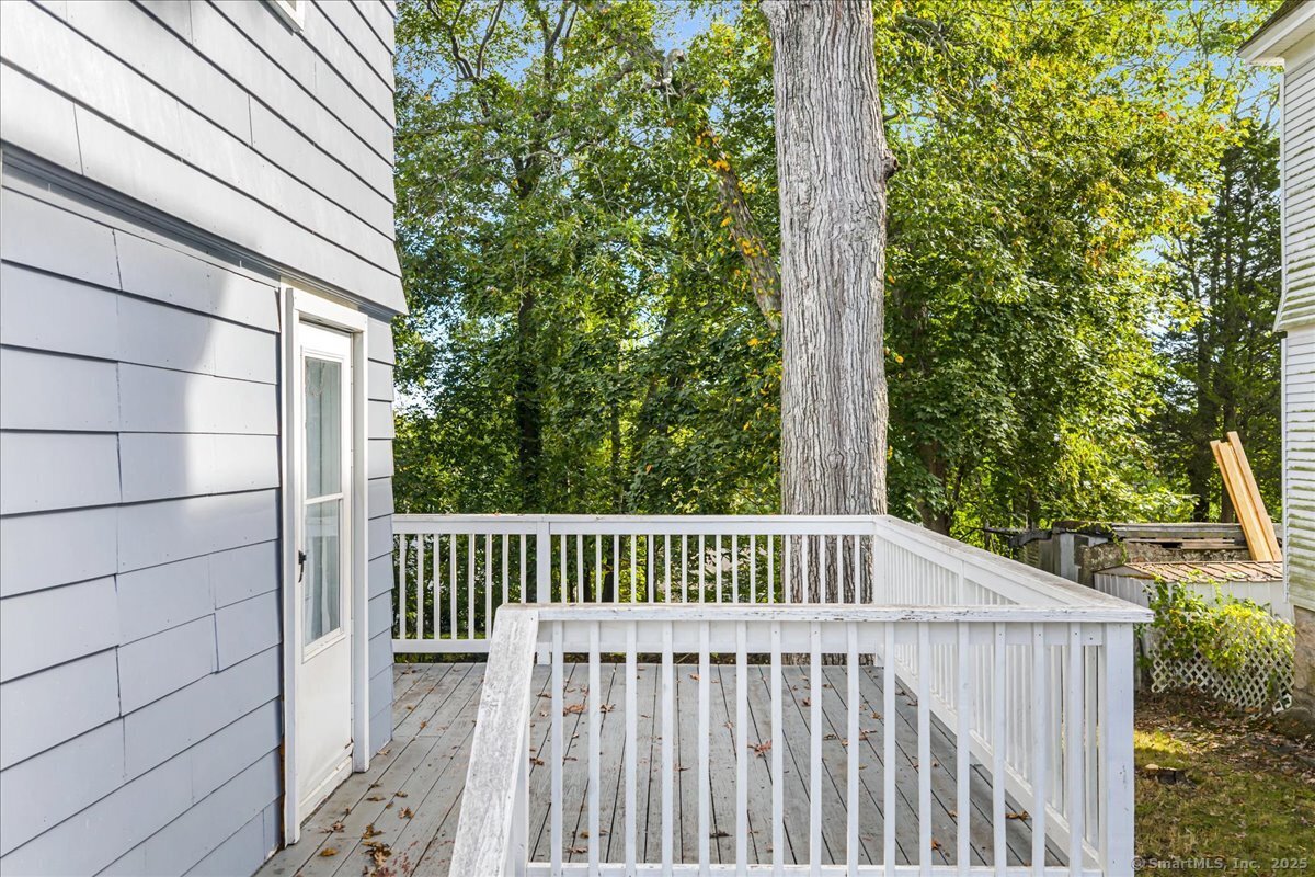 55 Raymond Street New London CT 06320