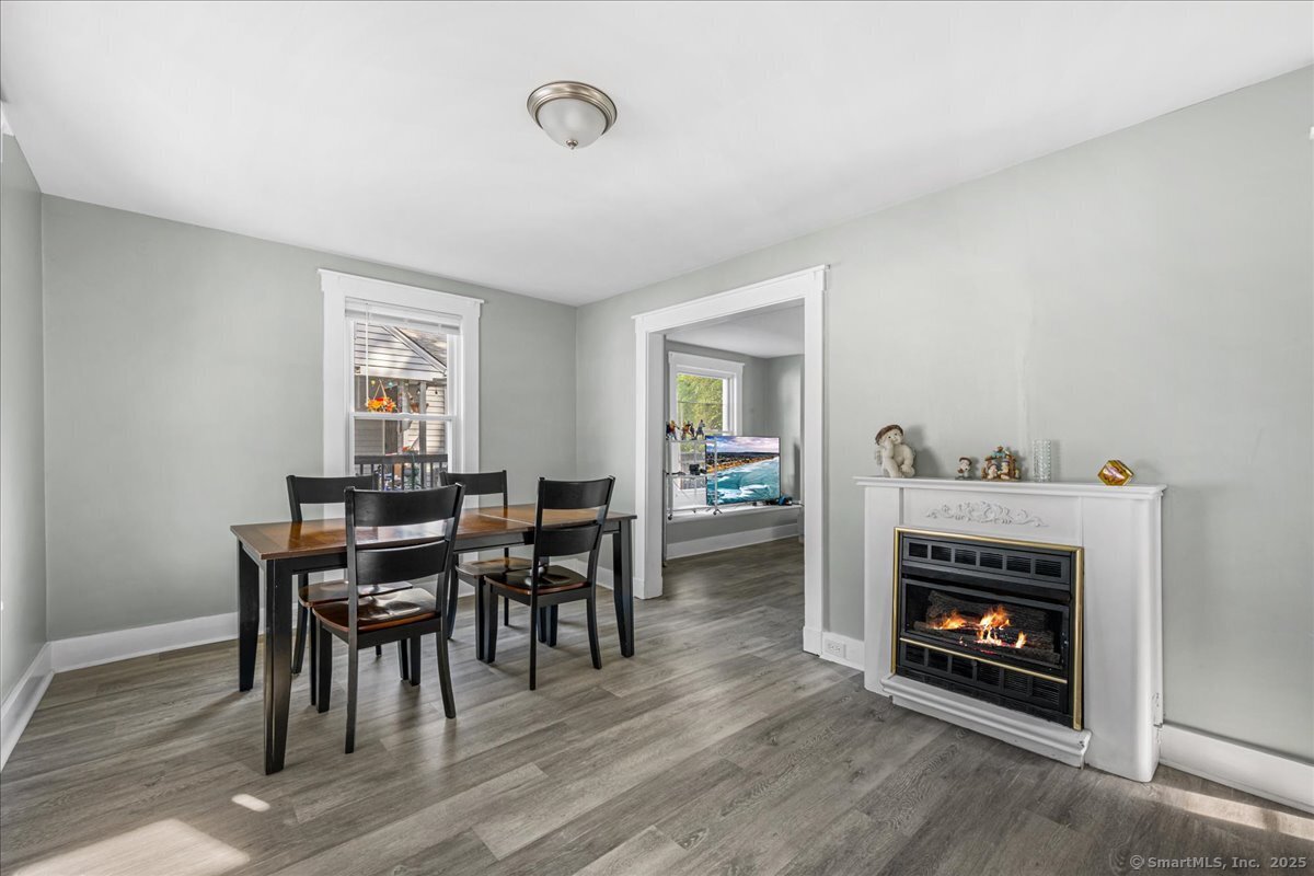 55 Raymond Street New London CT 06320
