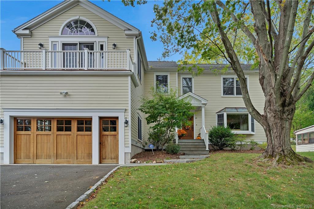 45 Edge Hill Place Fairfield CT 06824