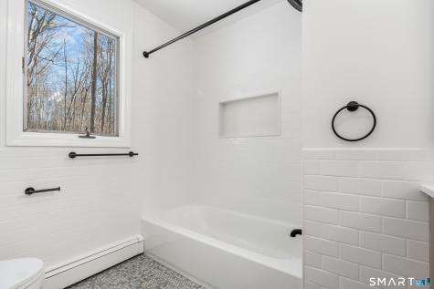 24 Pleasant Hill Road Newtown CT 06470