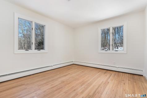 24 Pleasant Hill Road Newtown CT 06470