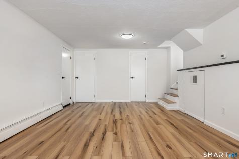 24 Pleasant Hill Road Newtown CT 06470