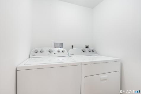 24 Pleasant Hill Road Newtown CT 06470