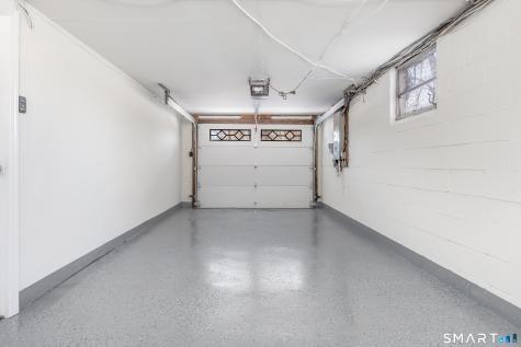 24 Pleasant Hill Road Newtown CT 06470