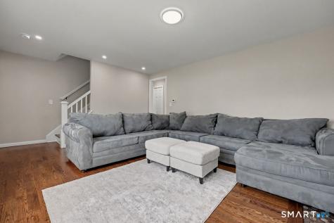 210 Stratfield Place Bridgeport CT 06606