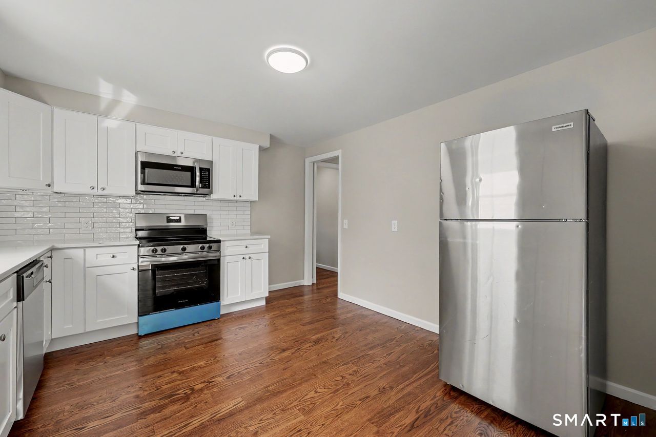 210 Stratfield Place Bridgeport CT 06606