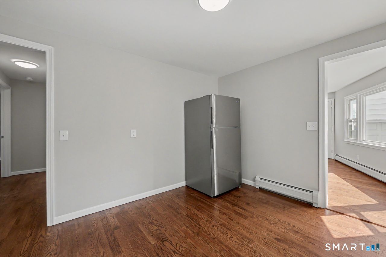 210 Stratfield Place Bridgeport CT 06606