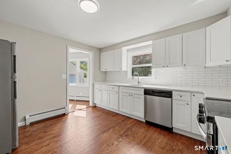 210 Stratfield Place Bridgeport CT 06606