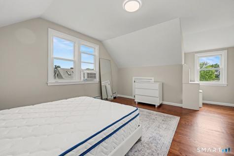 210 Stratfield Place Bridgeport CT 06606