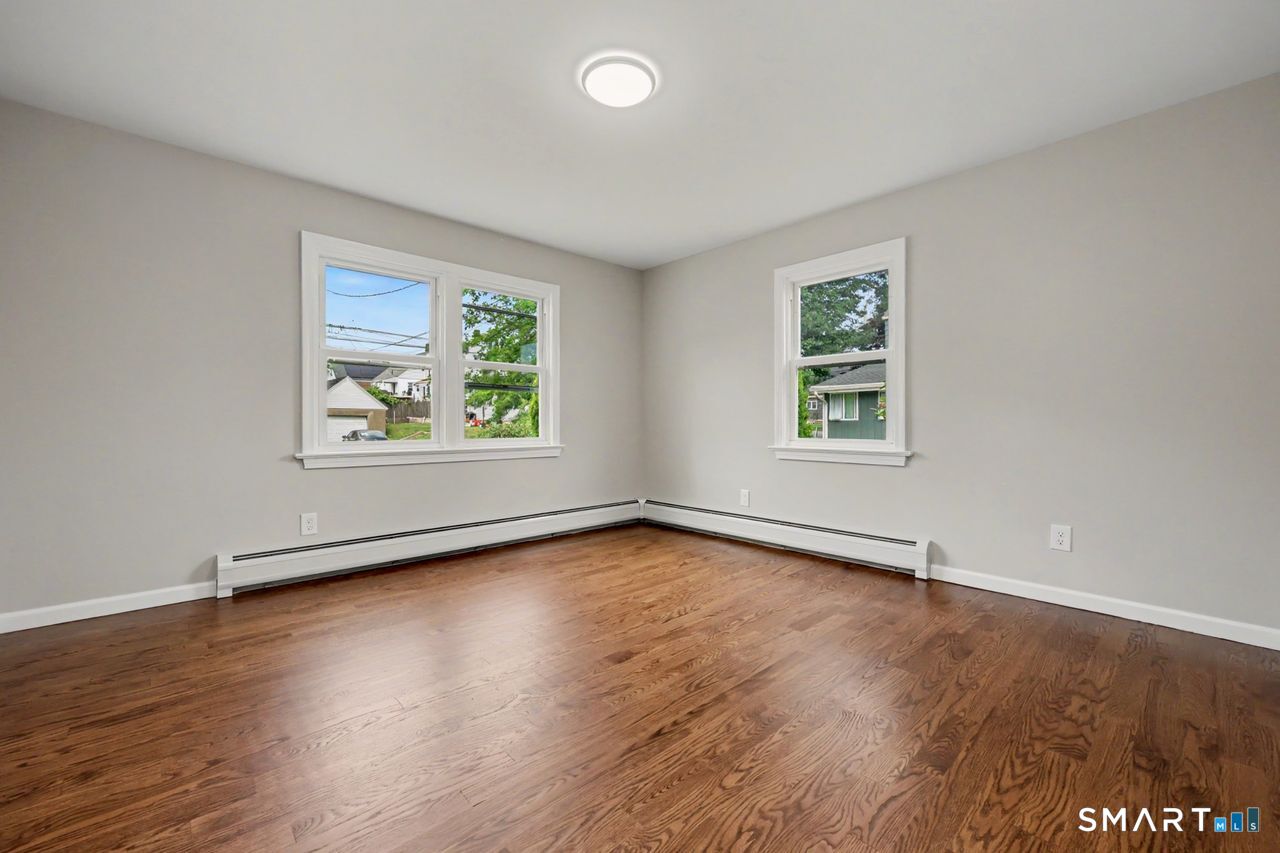 210 Stratfield Place Bridgeport CT 06606