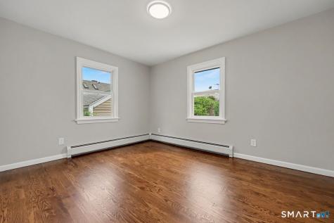 210 Stratfield Place Bridgeport CT 06606