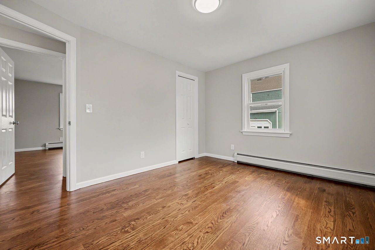 210 Stratfield Place Bridgeport CT 06606