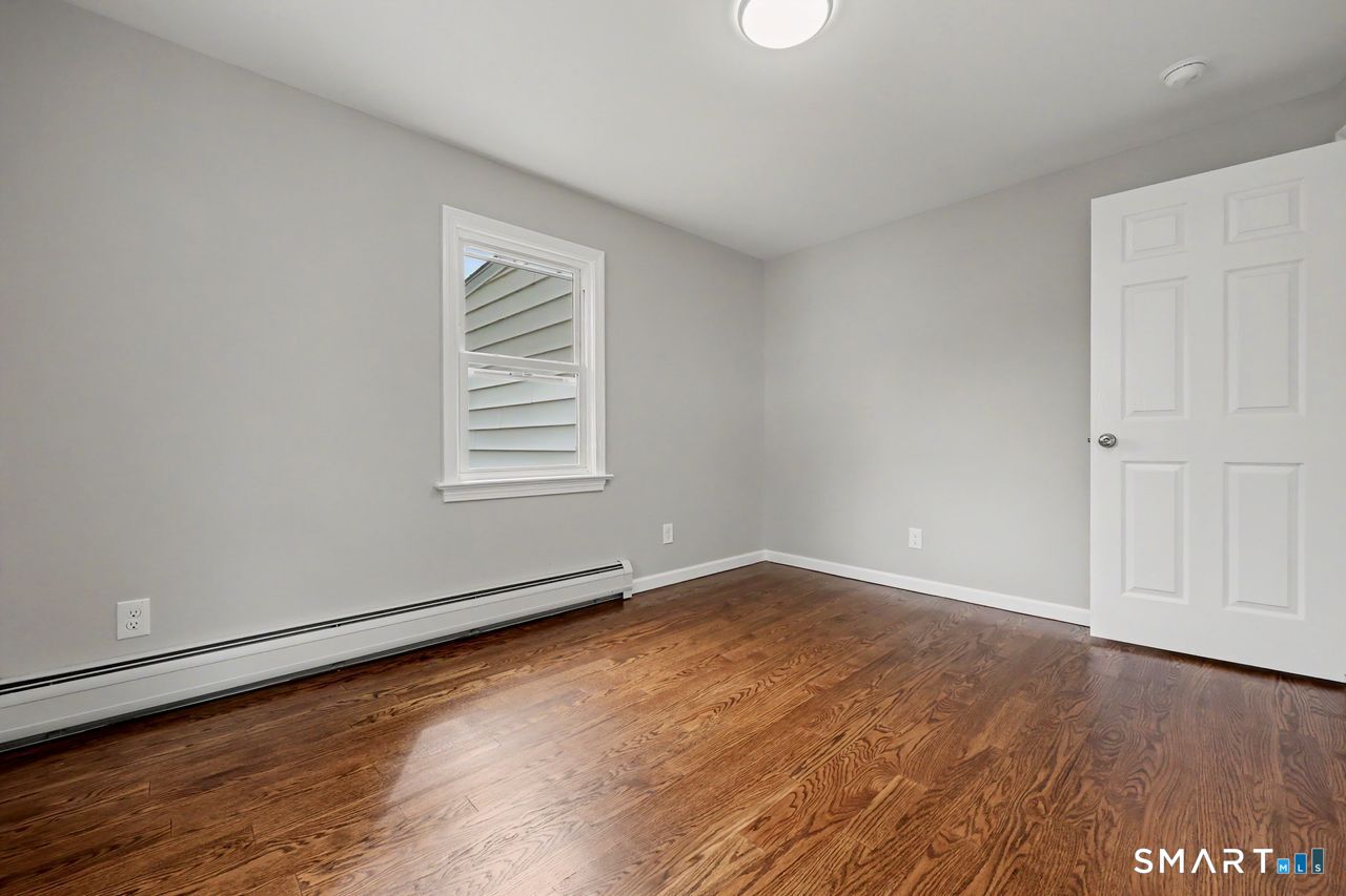 210 Stratfield Place Bridgeport CT 06606