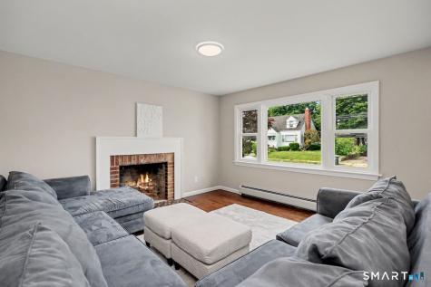 210 Stratfield Place Bridgeport CT 06606
