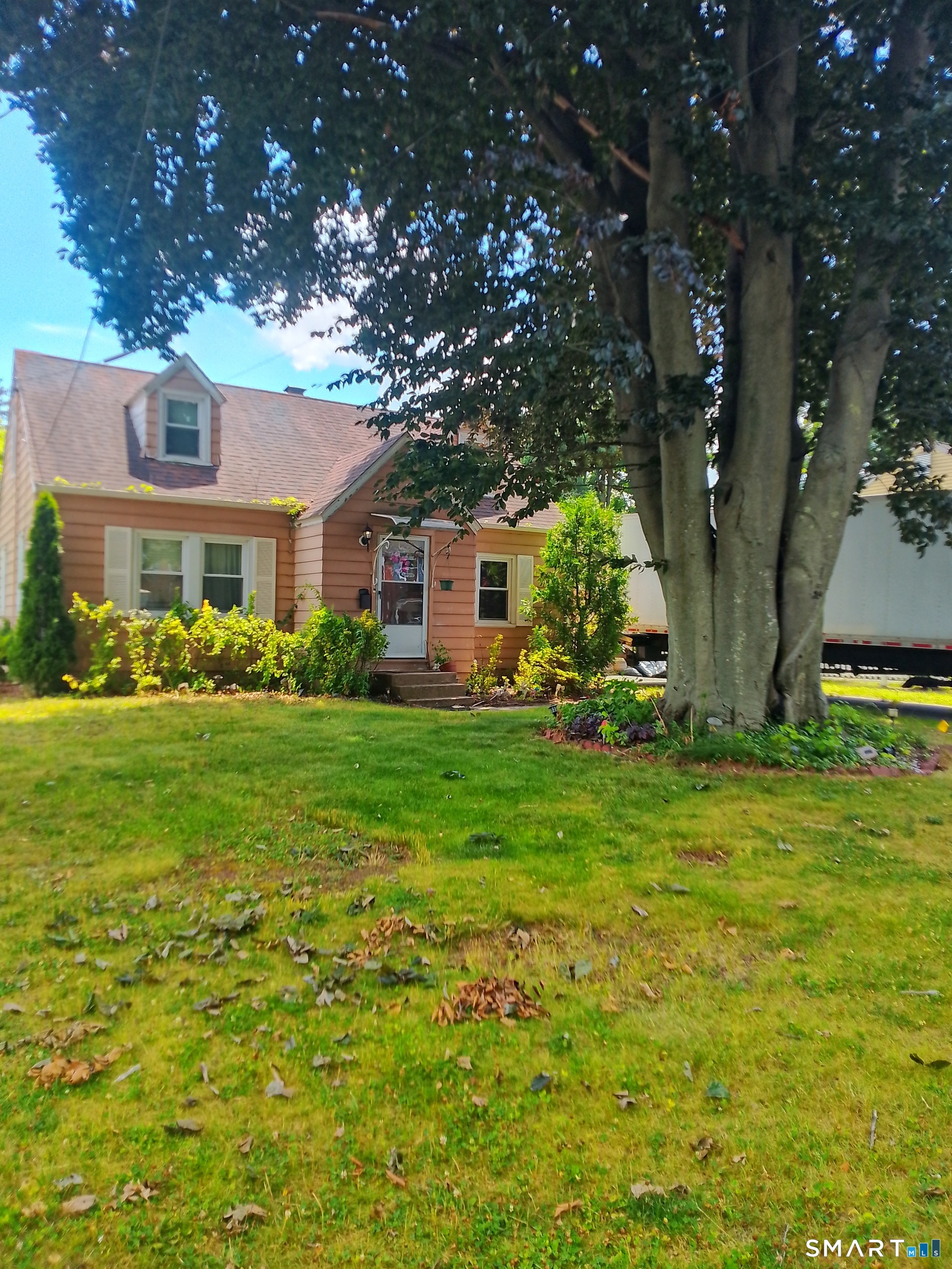 39 Wadsworth Street East Hartford CT 06118