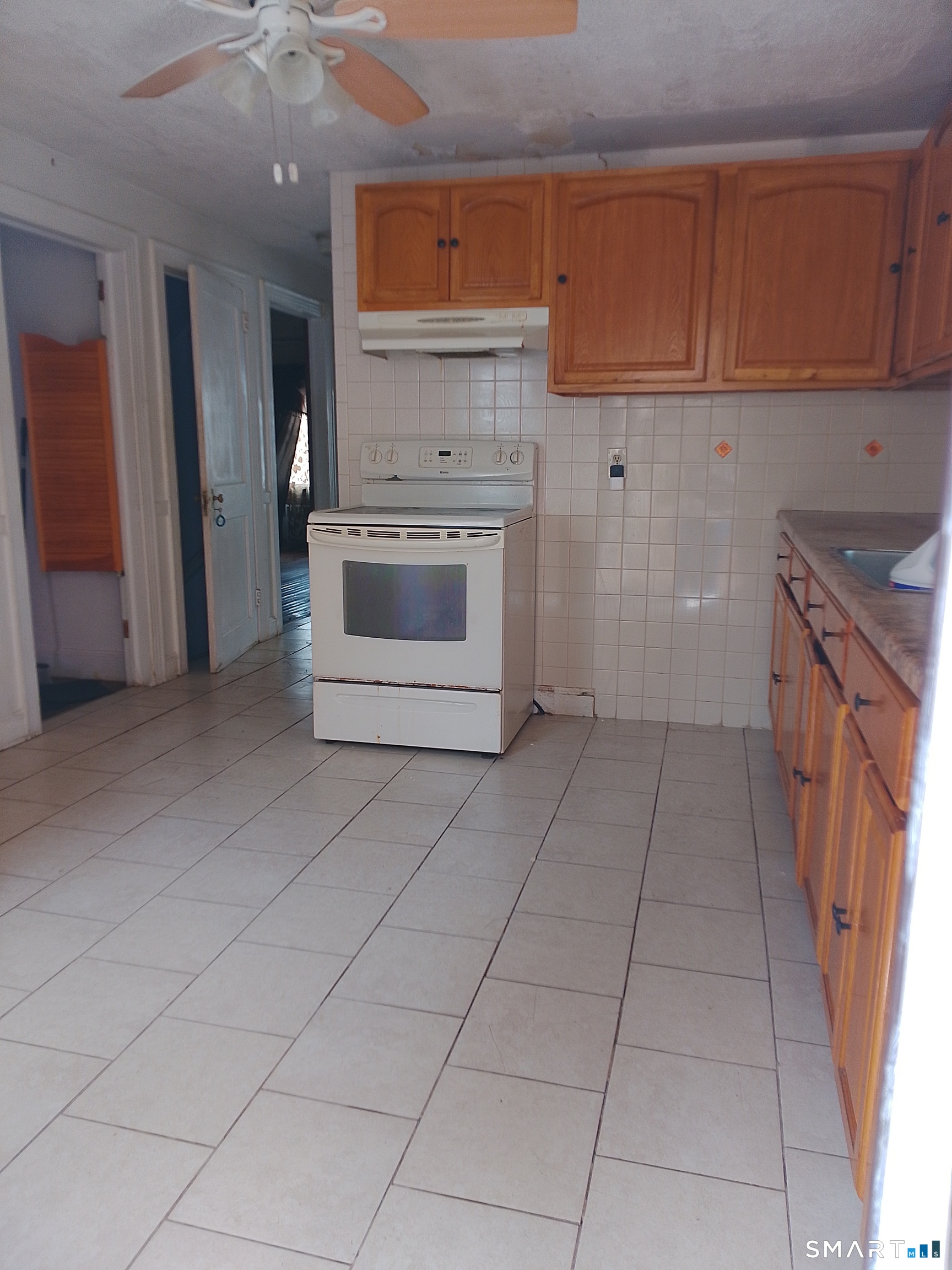 39 Wadsworth Street East Hartford CT 06118