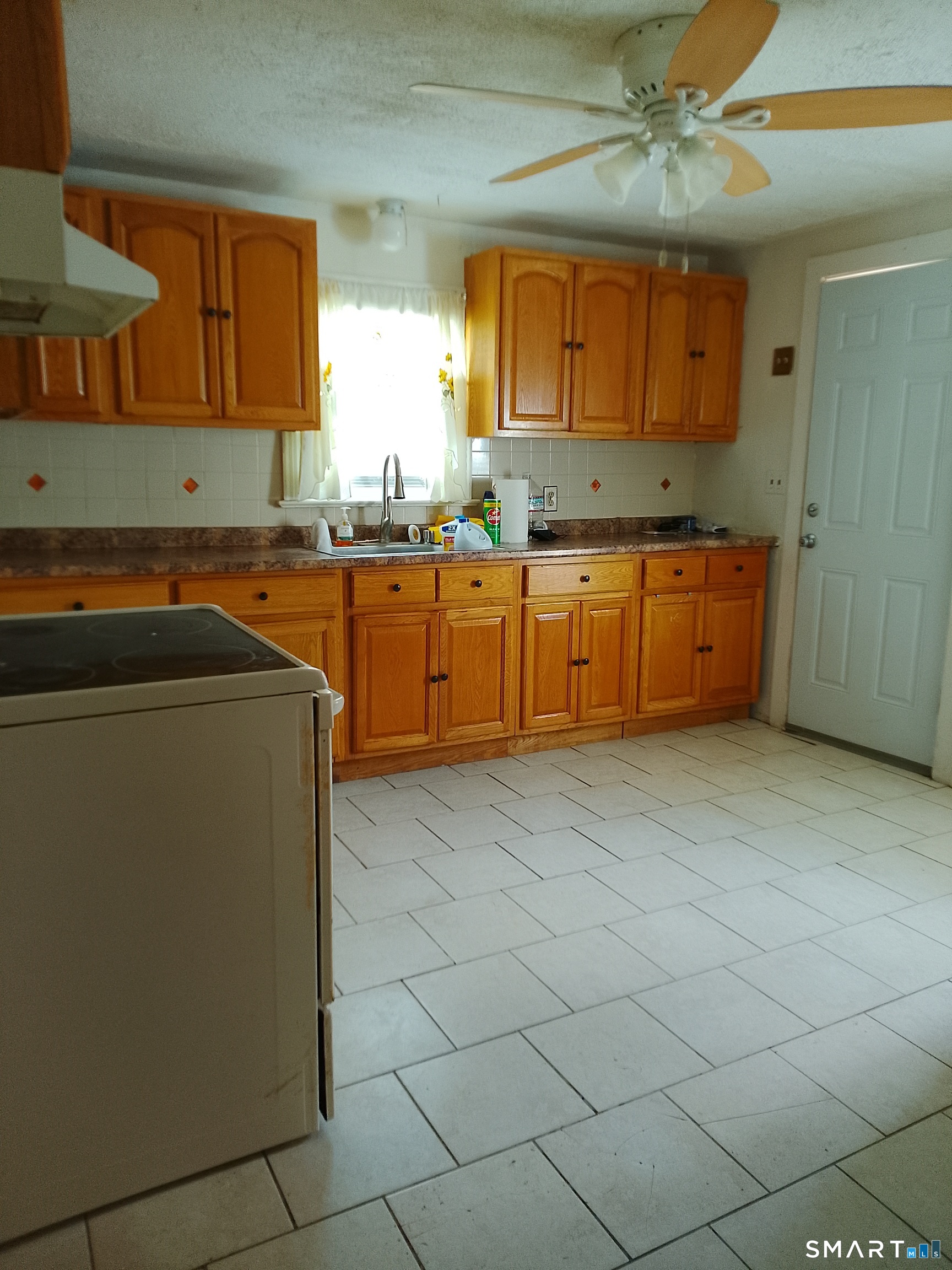 39 Wadsworth Street East Hartford CT 06118