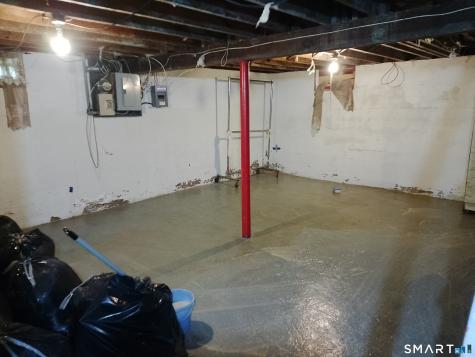 39 Wadsworth Street East Hartford CT 06118