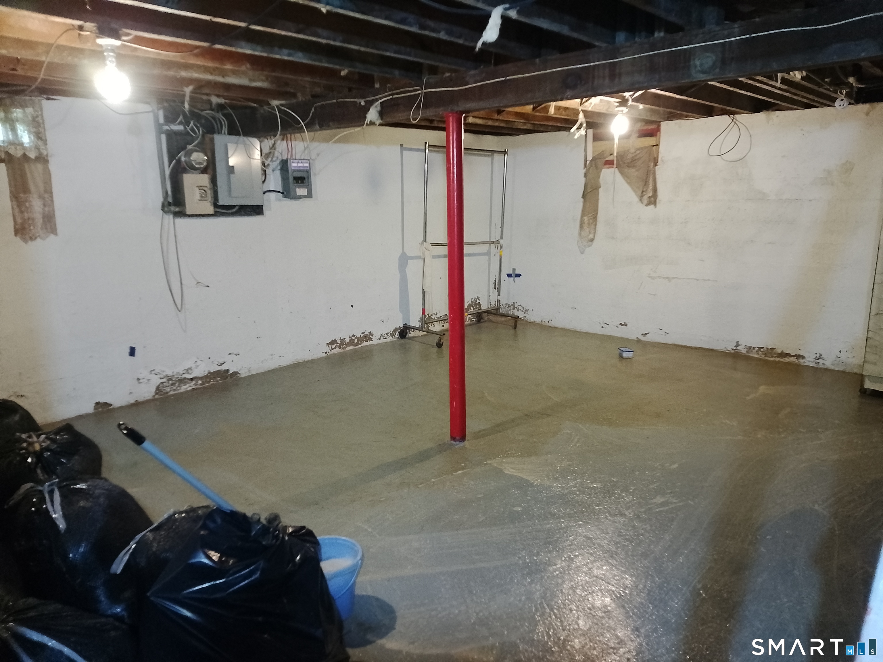 39 Wadsworth Street East Hartford CT 06118