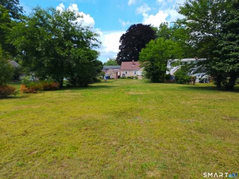 39 Wadsworth Street East Hartford CT 06118