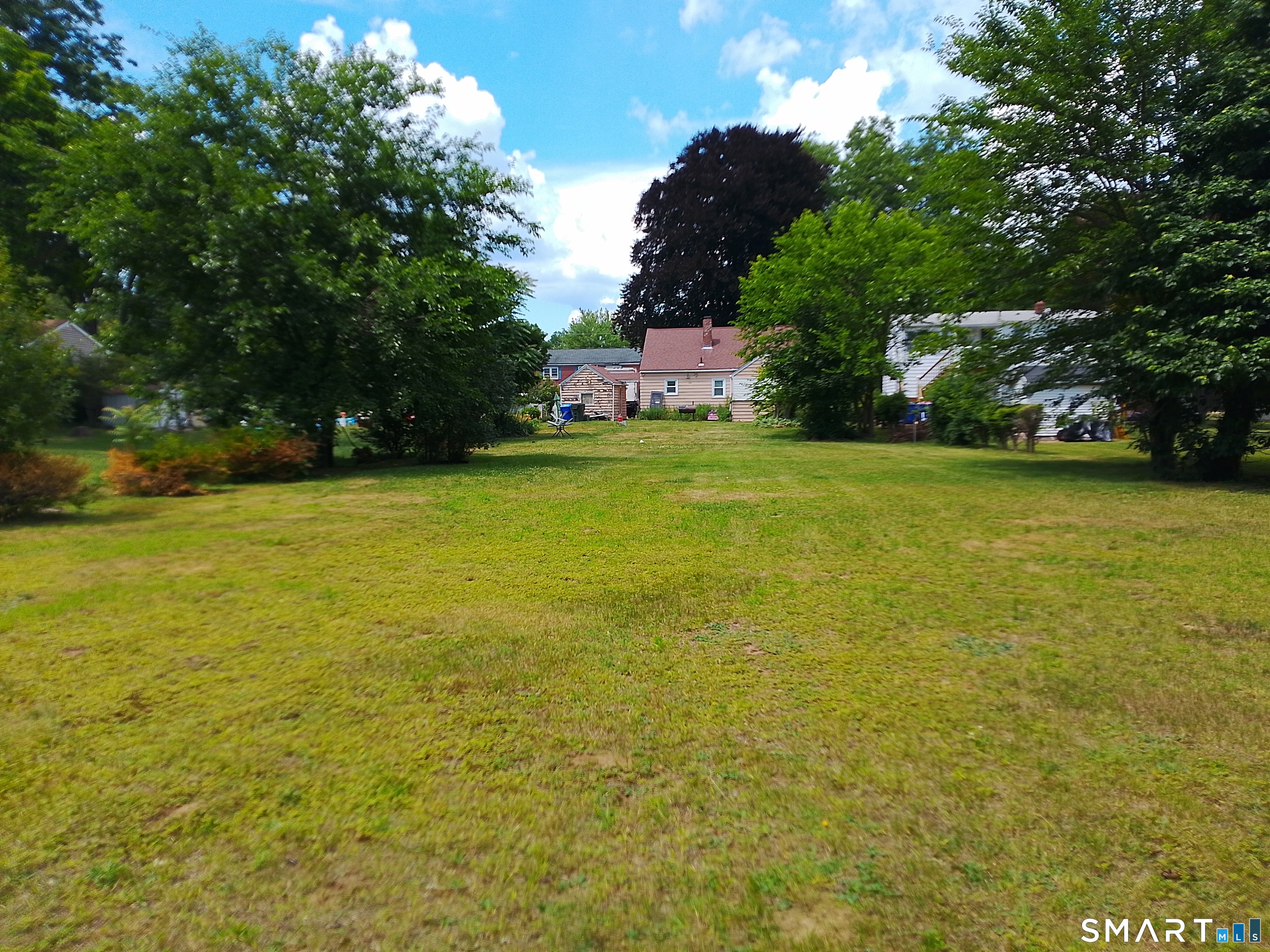 39 Wadsworth Street East Hartford CT 06118