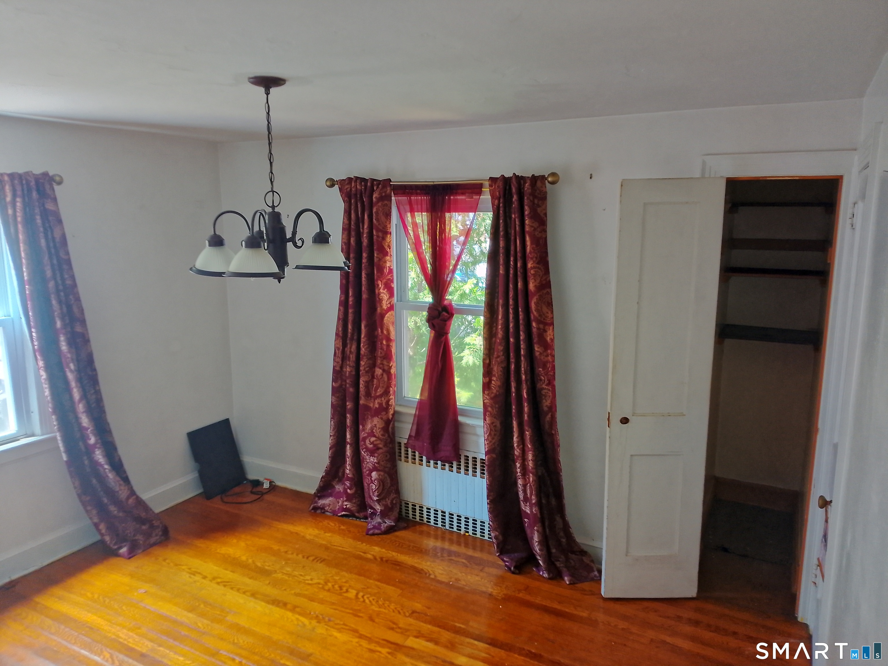39 Wadsworth Street East Hartford CT 06118