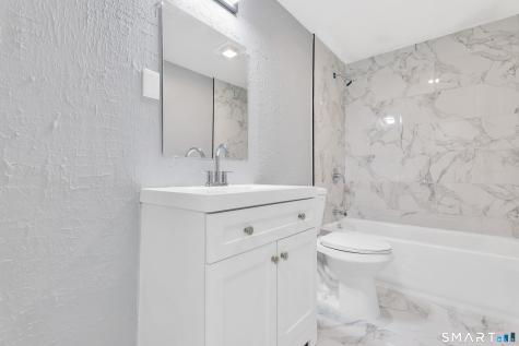 28 Diana Drive Bloomfield CT 06002