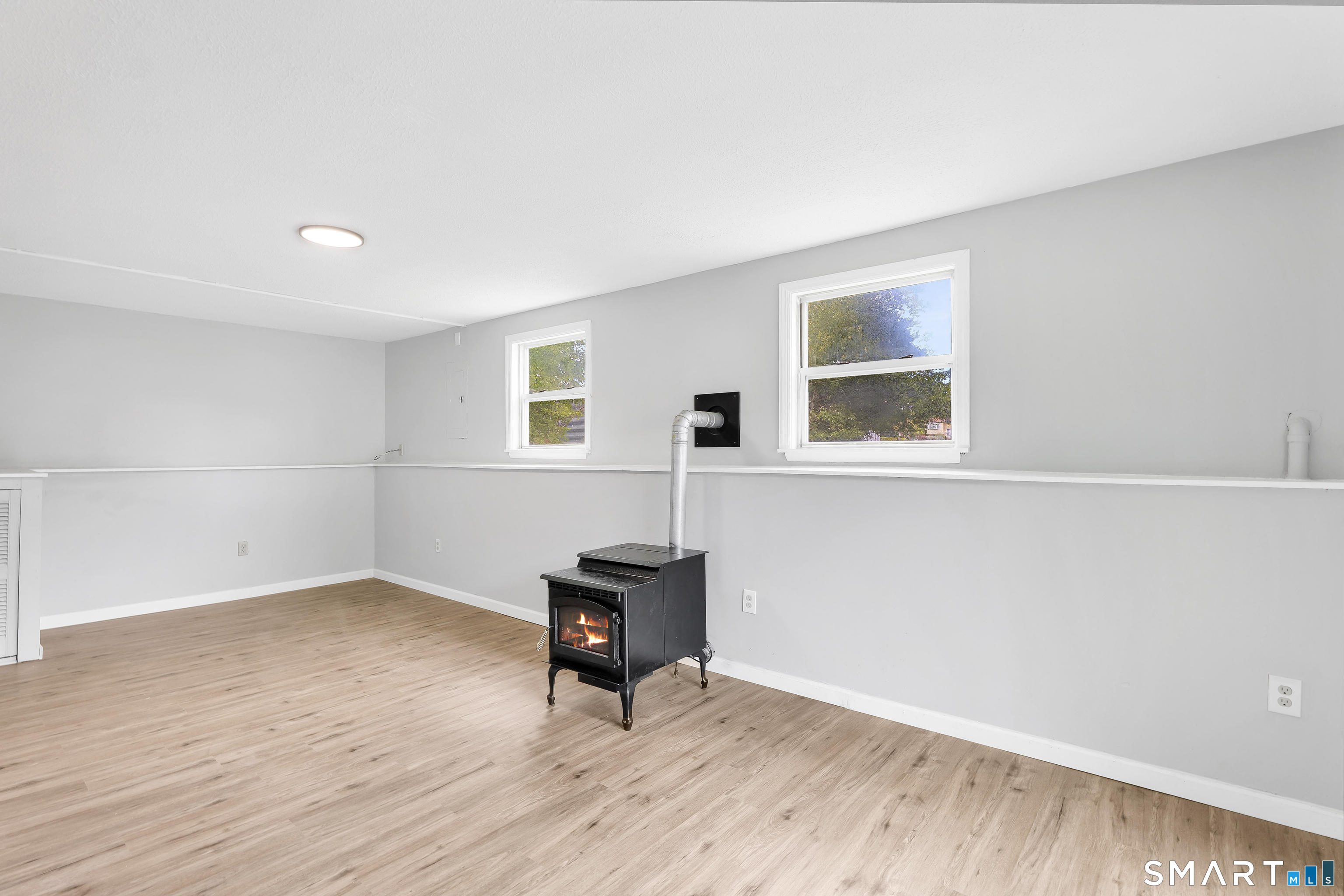 28 Diana Drive Bloomfield CT 06002