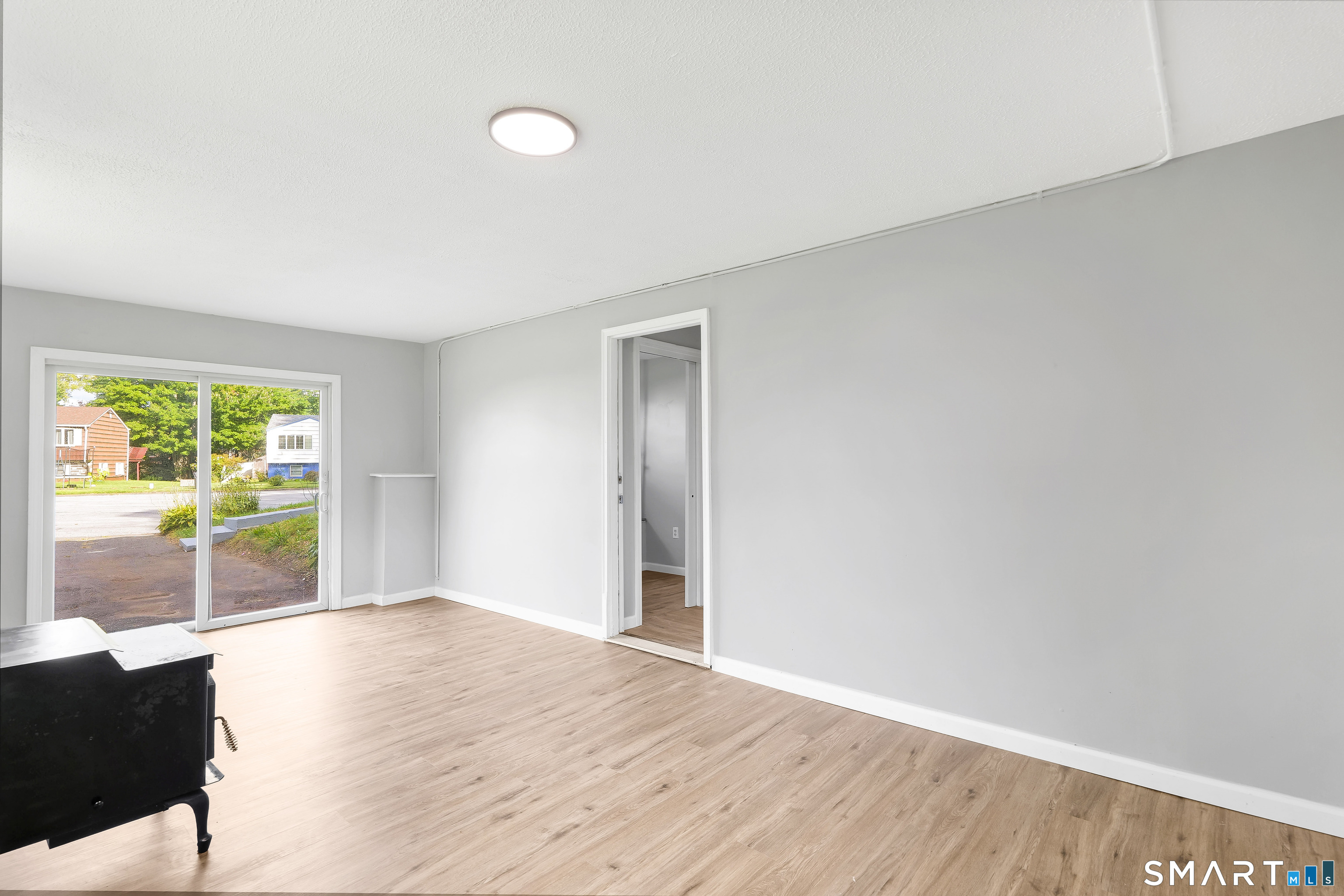 28 Diana Drive Bloomfield CT 06002