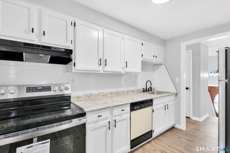 28 Diana Drive Bloomfield CT 06002