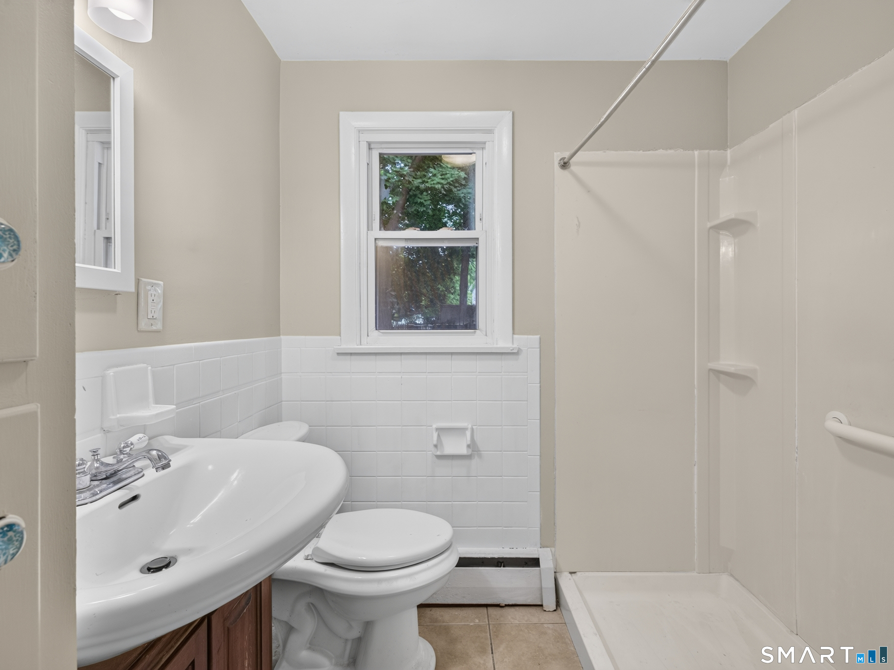 161 Broad Street Groton CT 06340