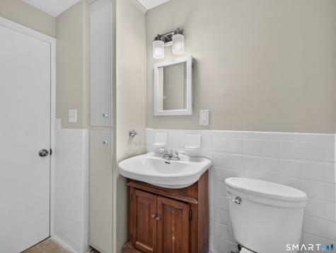 161 Broad Street Groton CT 06340