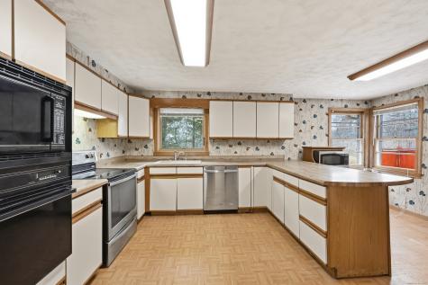 8 Walbridge Hill Road Tolland CT 06084