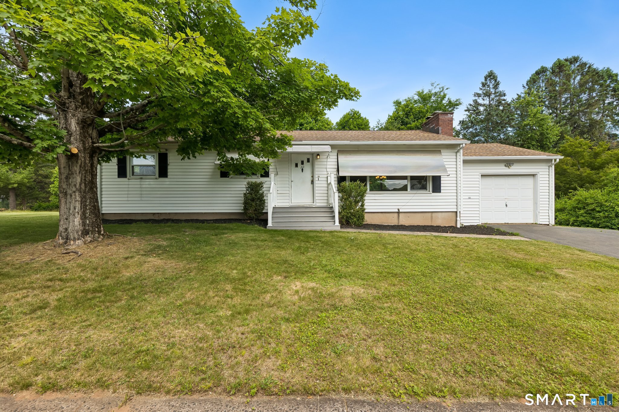 29 Collier Circle Hamden CT 06518