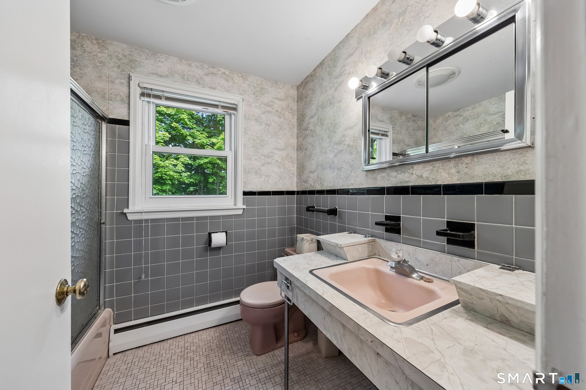 29 Collier Circle Hamden CT 06518