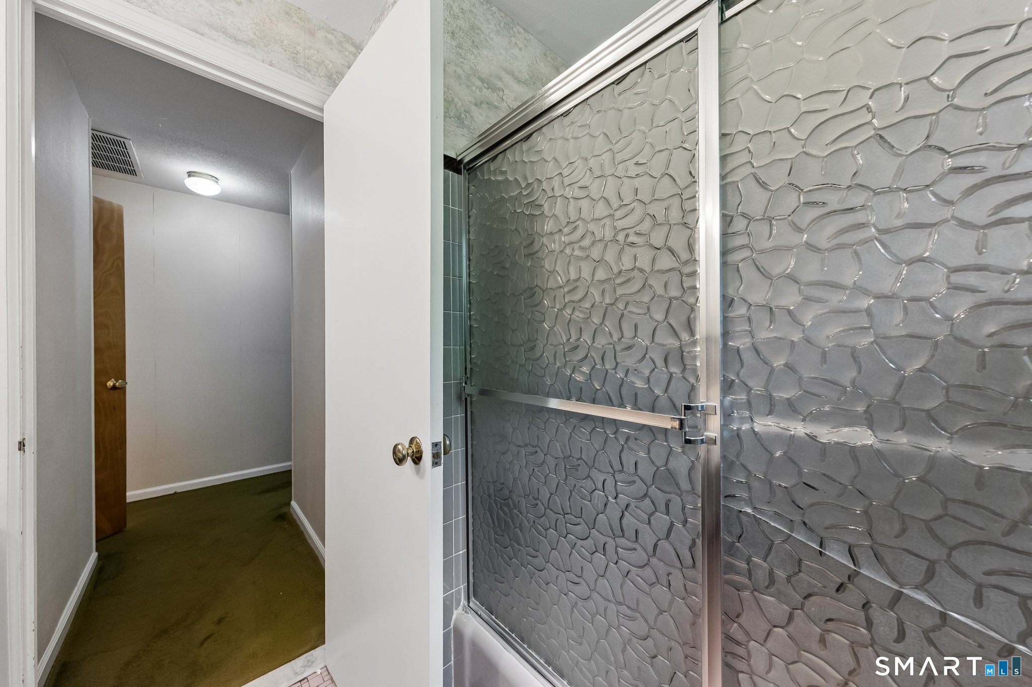 29 Collier Circle Hamden CT 06518