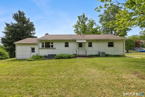 29 Collier Circle Hamden CT 06518