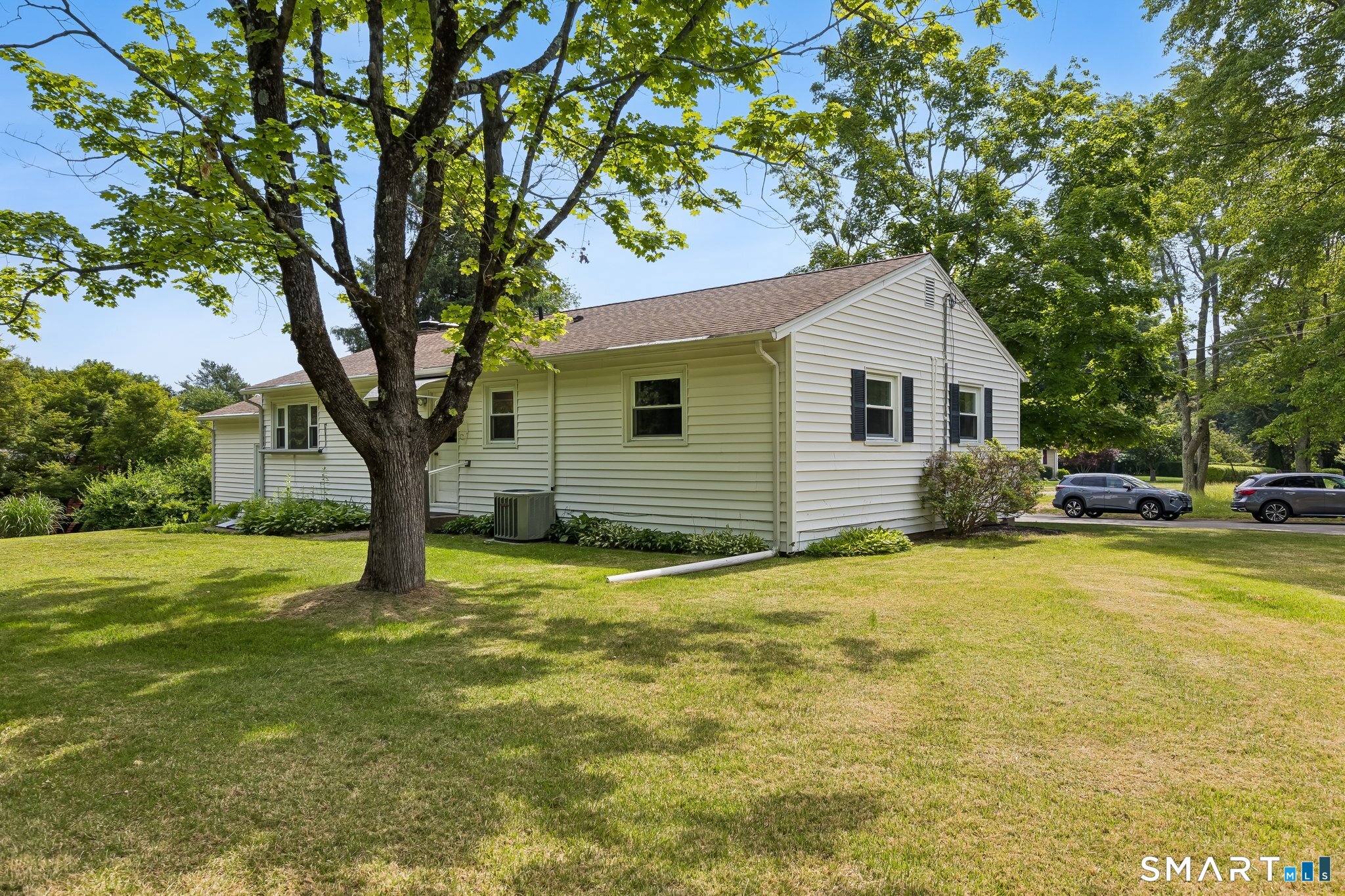 29 Collier Circle Hamden CT 06518