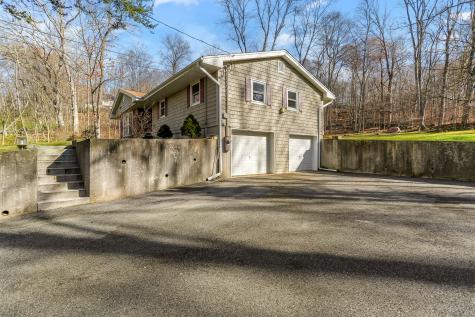 5 Woodland Hills Terrace Brookfield CT 06804